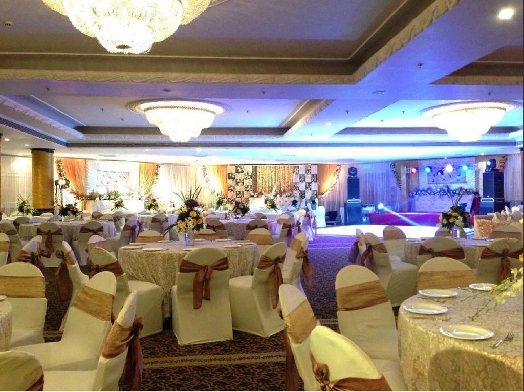 Park Plaza, Ludhiana Hotel Luaran gambar