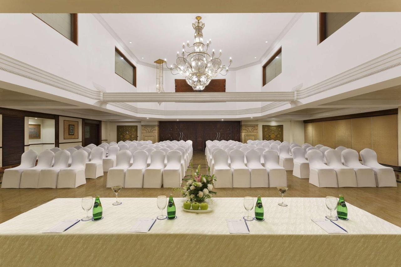 Park Plaza, Ludhiana Hotel Luaran gambar